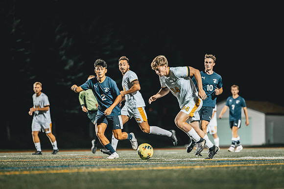 UWS MSOC vs Carleton-1-106