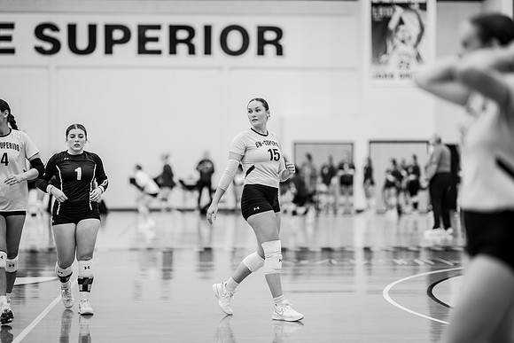 UWS VB vs. UHMB-1-22