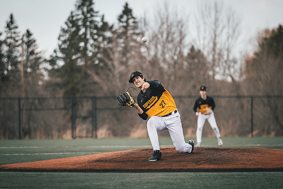 UWS BSB vs Crown -1-107
