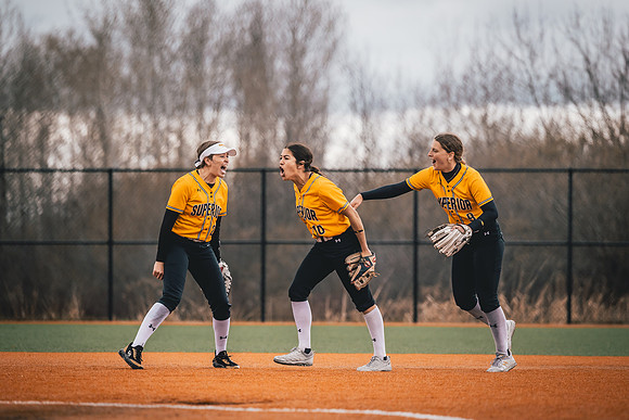 20240423_SoftballvsMartinLuther_Edits_Harry_-127