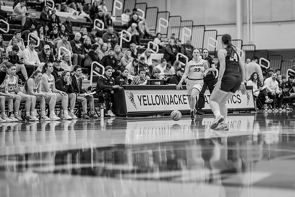 UWS WBB vs UNW-1-37