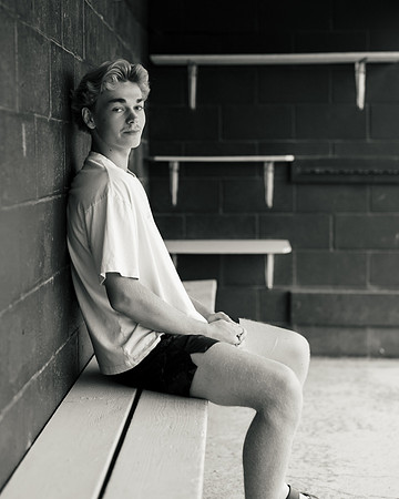 Gavin Senior Shoot 2-1-120