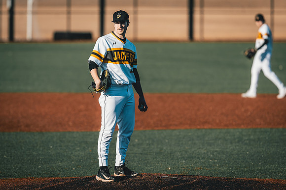 UWS BSB vs CAR DH-1-56