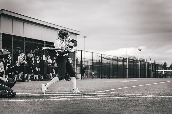 20240423_SoftballvsMartinLuther_Edits_Harry_-202