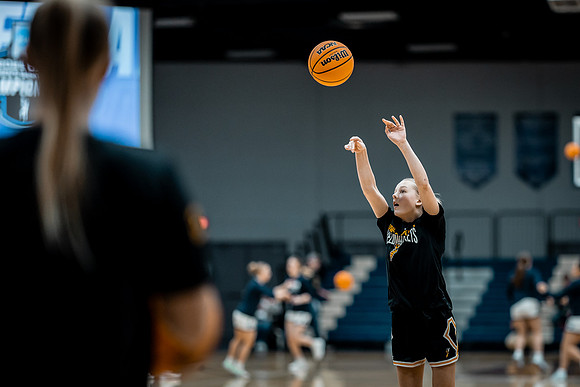 UWS WBB vs Whitman-1-48