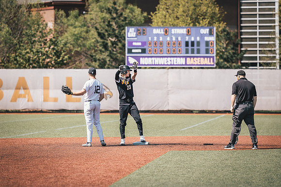 UWS Baseball vs UNW-1-93
