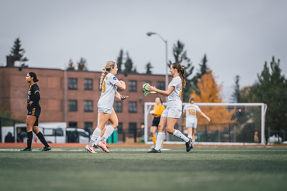 20241012_UWSWSOC-119