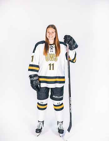 #11 ANDREA STELLING (4)