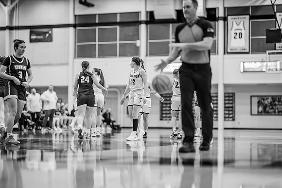 UWS WBB vs UNW-1-60