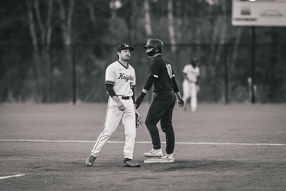 UWS vs MLC DH-1-77