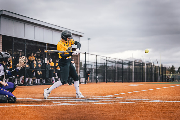 20240423_SoftballvsMartinLuther_Edits_Harry_-201