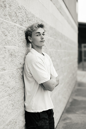 Gavin Senior Shoot 2-1-118