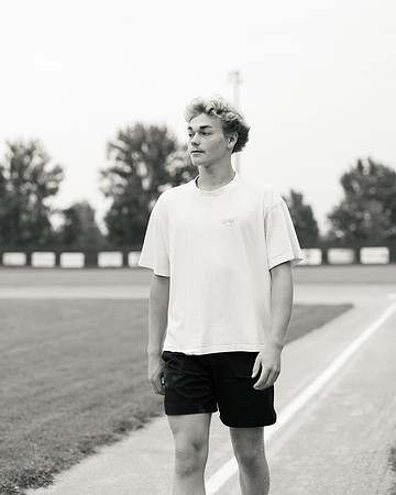 Gavin Senior Shoot 2-1-110