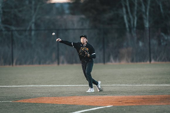 UWS vs MLC DH-1-85