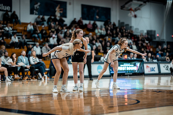 UWS WBB vs Whitman-1-106
