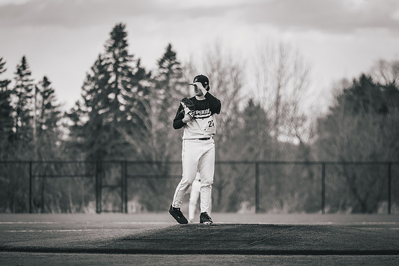 UWS BSB vs Crown -1-102