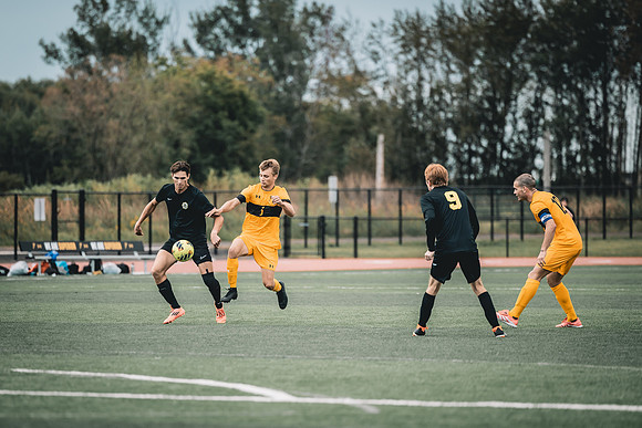 CLUB MSOC vs UWM -1-173