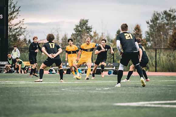 CLUB MSOC vs UWM -1-77