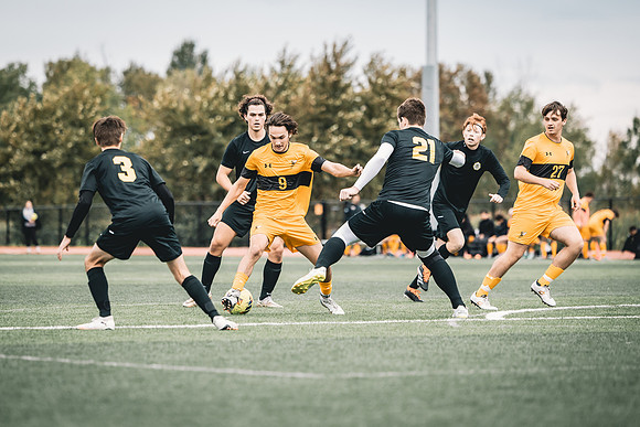 CLUB MSOC vs UWM -1-76