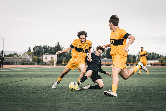 CLUB MSOC vs UWM -1-127