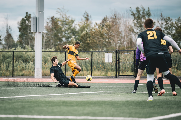 CLUB MSOC vs UWM -1-52