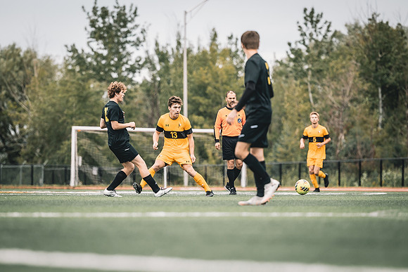 CLUB MSOC vs UWM -1-45