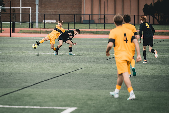 CLUB MSOC vs UWM -1-156