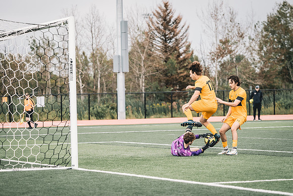 CLUB MSOC vs UWM -1-141