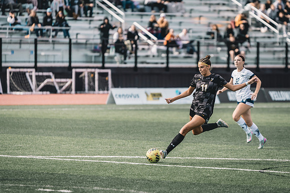 WSOC vs STOUT-1-33