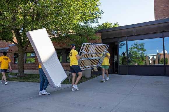 UWS Move In -1-90