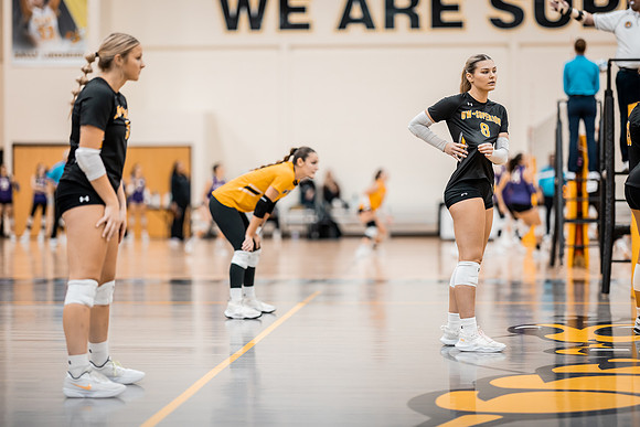 VB vs UW STOUT-1-198