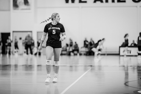VB vs UW STOUT-1-207