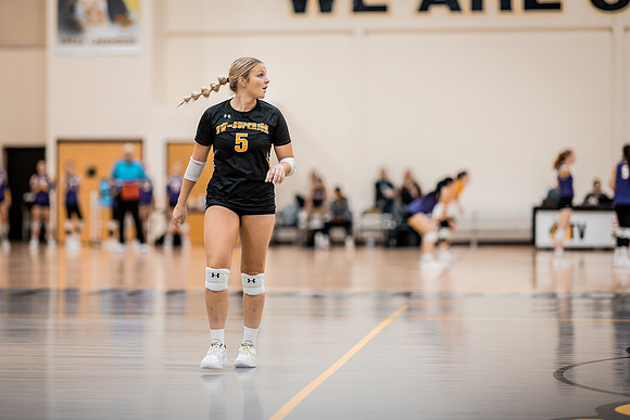 VB vs UW STOUT-1-206