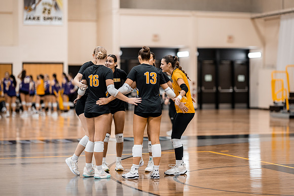 VB vs UW STOUT-1-17