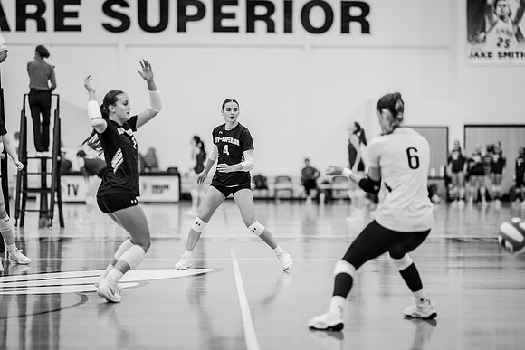 VB vs UW STOUT-1-38
