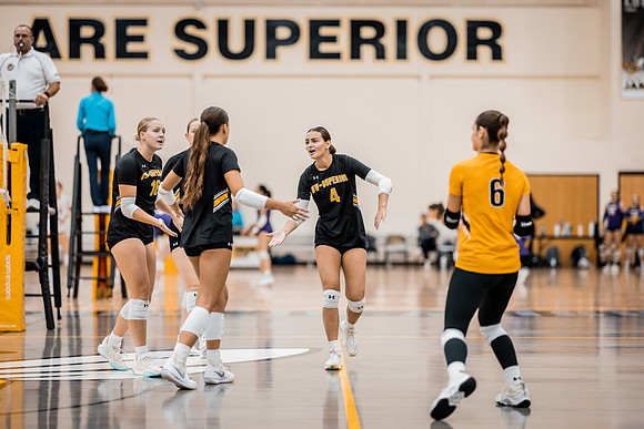 VB vs UW STOUT-1-39