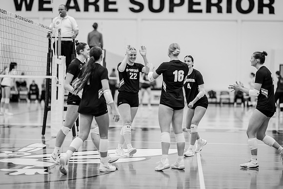 VB vs UW STOUT-1-111