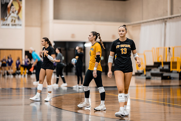 VB vs UW STOUT-1-61