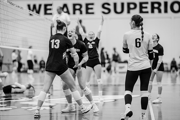 VB vs UW STOUT-1-75