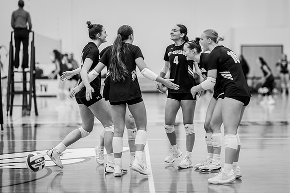 VB vs UW STOUT-1-102