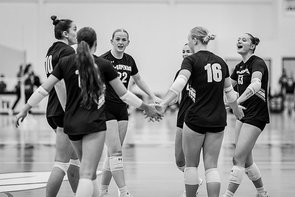 VB vs UW STOUT-1-98