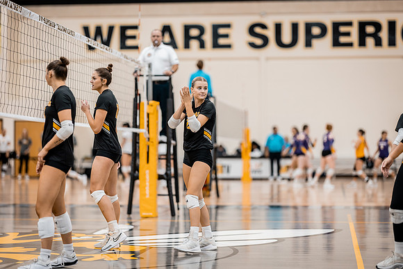 VB vs UW STOUT-1-59