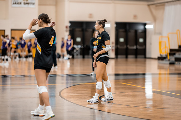 VB vs UW STOUT-1-99