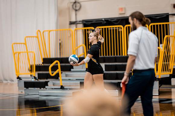 VB vs UW STOUT-1-94