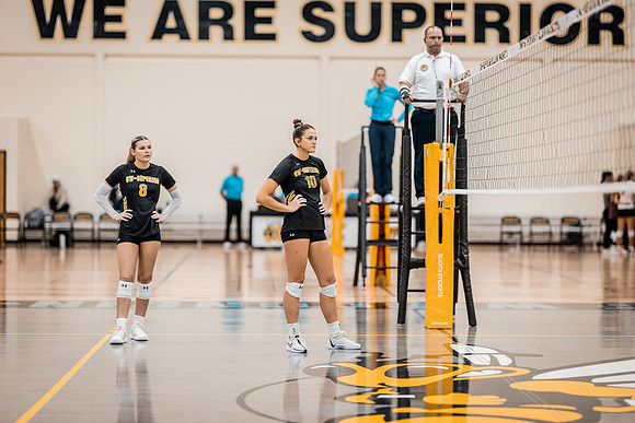 VB vs UW STOUT-1-132