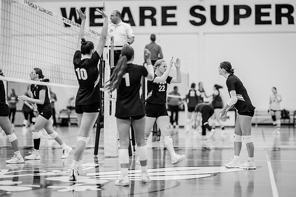VB vs UW STOUT-1-45