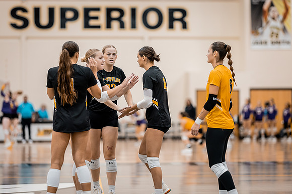 VB vs UW STOUT-1-35