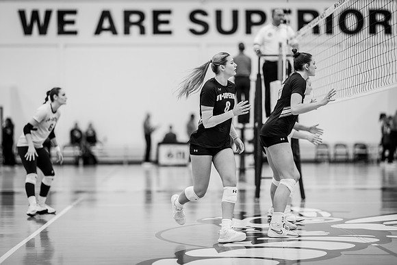 VB vs UW STOUT-1-144