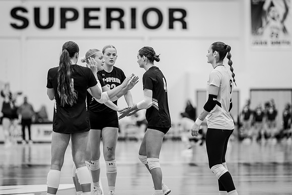 VB vs UW STOUT-1-36