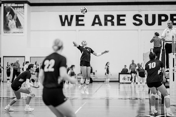VB vs UW STOUT-1-183